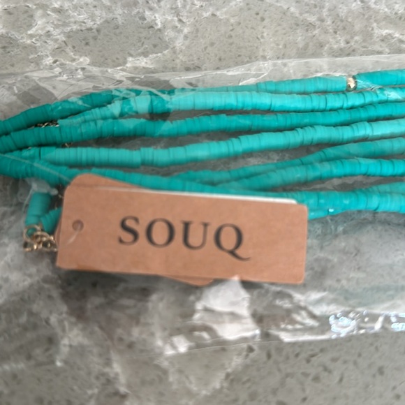 Sea shell necklace - Picture 3 of 3